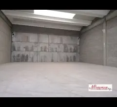Capannone industrale di mq 350