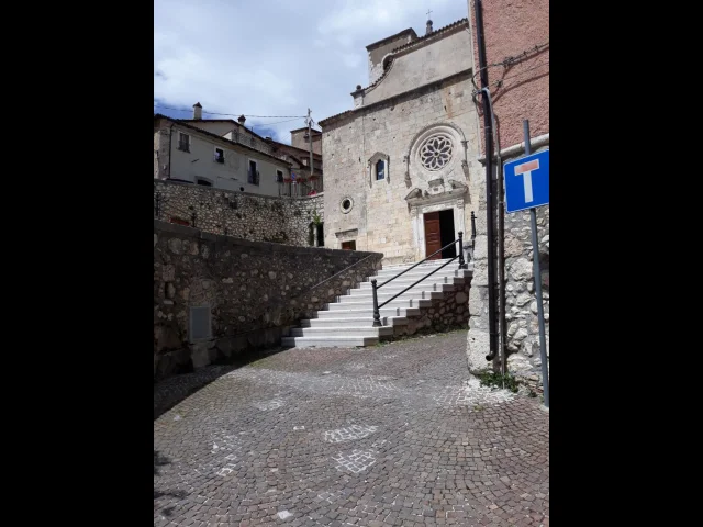 Appartamenti in Vendita - Ortona dei marsi, cielo-terra in centro storico
