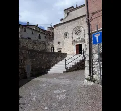 Appartamenti in Vendita - Ortona dei marsi, cielo-terra in centro storico