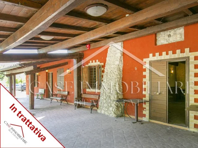 Appartamenti in Vendita - Roccagiovine, casale indipendente con terreno