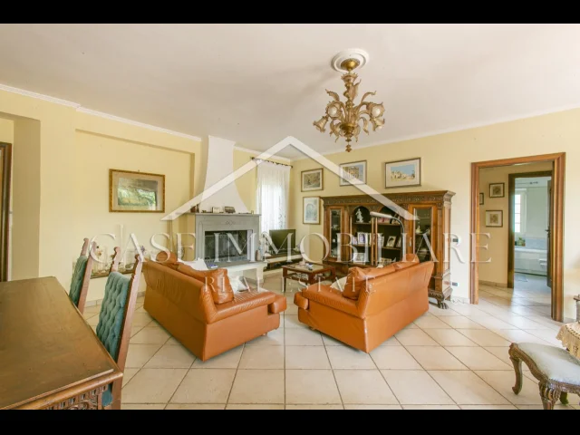 Appartamenti in Vendita - Formello_casal de ceveri, villa bilivelli con giardino