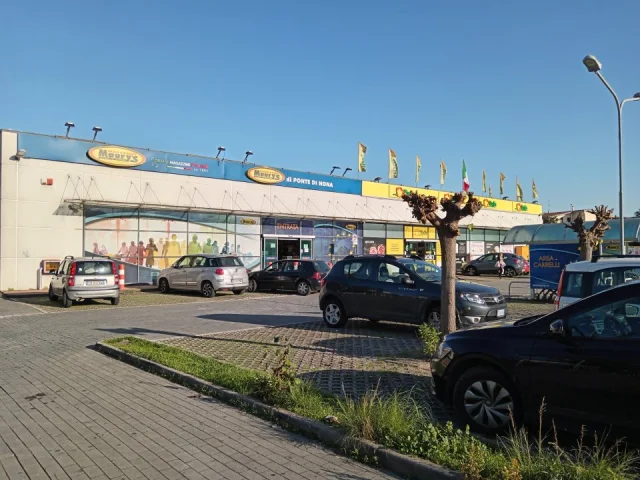 Ponte di nona, locale commerciale via della riserva nuova