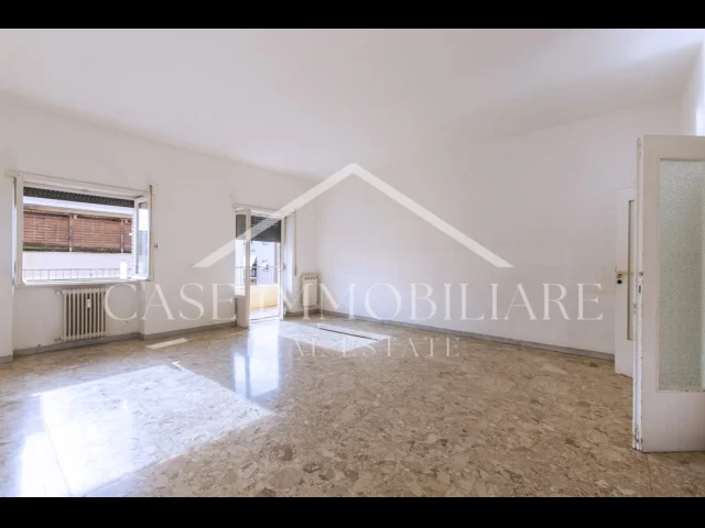 Appartamenti in Vendita - Bufalotta, ampia metratura con balcone doppio