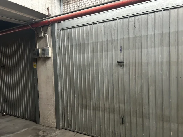 Appartamenti in Vendita - Box in locazione via maffeo pantaleoni