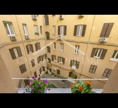 Appartamenti in Vendita - San giovanni-re di roma, elegante immobile in via pomezia