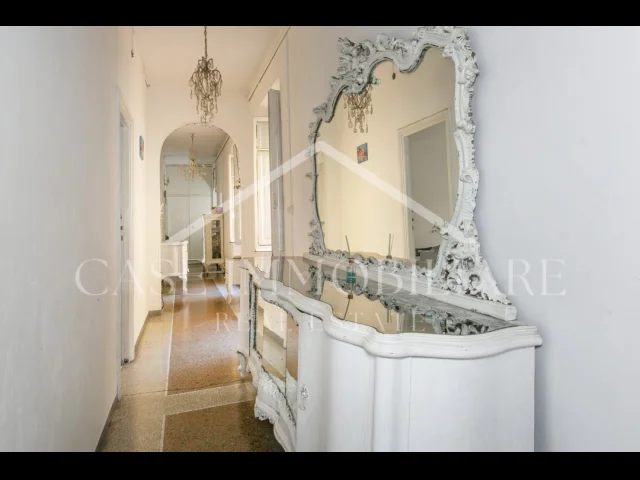 Appartamenti in Vendita - San giovanni-re di roma, elegante immobile in via pomezia