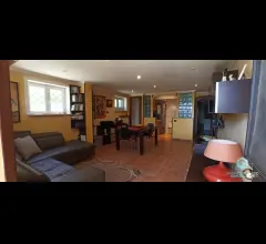 Appartamenti in Vendita - Appartamento in villa
