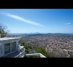 Appartamenti in Vendita - Camaldoli - villa indipendente, panoramica. box auto doppio