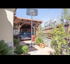 Appartamenti in Vendita - Camaldoli - villa indipendente, panoramica. box auto doppio
