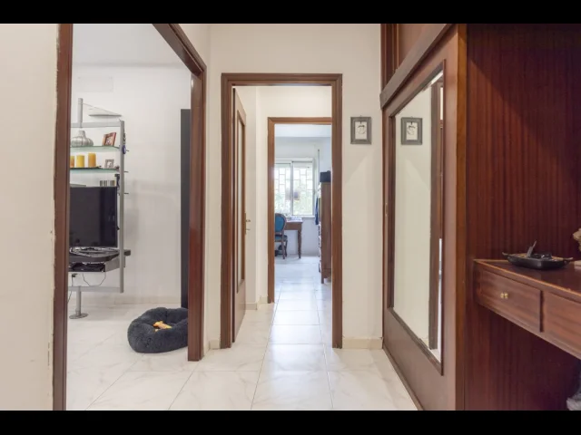 Appartamenti in Vendita - Marano via del mare **appartamento 5 vani con giardino e box**