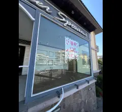 Appartamenti in Vendita - Affitto locale commerciale, zona mi svago