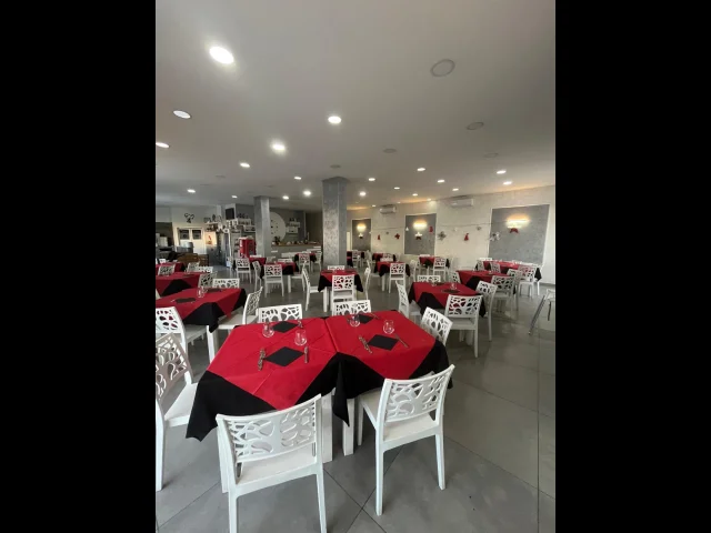 Appartamenti in Vendita - Vendita attivita commerciale, ristorante
