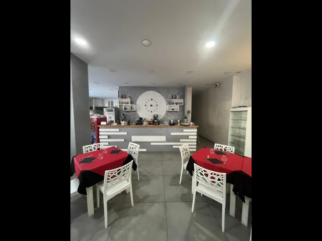 Appartamenti in Vendita - Vendita attivita commerciale, ristorante