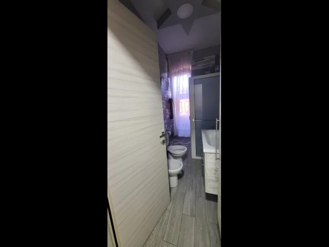 Appartamenti in Vendita - Appartamento con terrazzo e  box auto