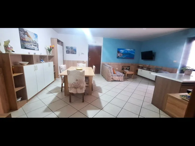 Appartamenti in Vendita - Orta di atella (ce) - appartamento con ampio balcone e box