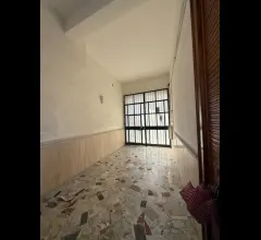 Palazzo con 2 appartamenti