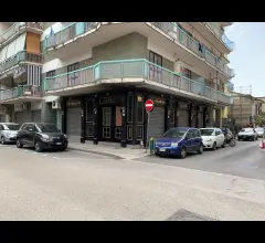 Locale commerciale 5 vetrine fronte strada