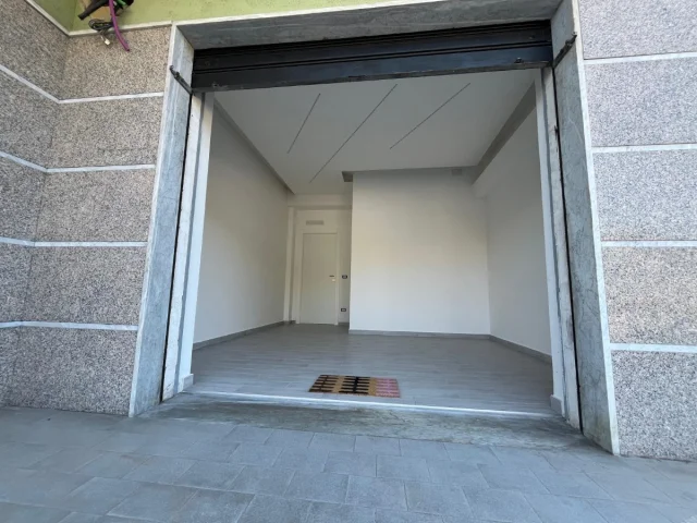 Appartamenti in Vendita - Ufficio completamente ristrutturato, pronto all'uso