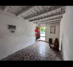 Appartamenti in Vendita - Casa indipendente zona pietretagliate