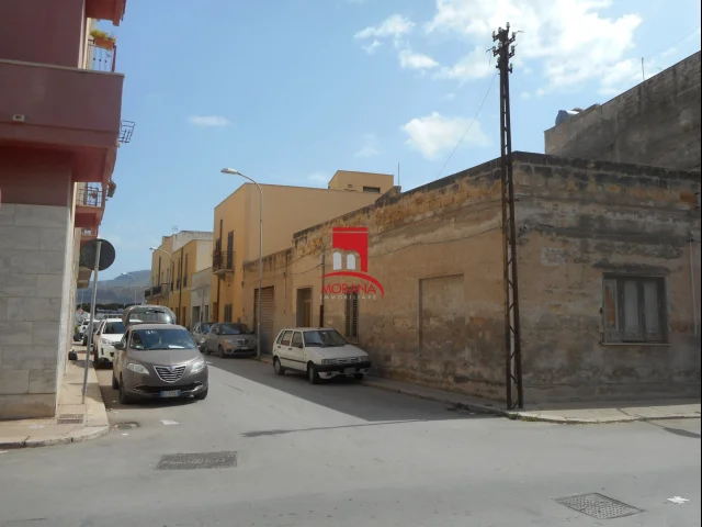 Appartamenti in Vendita - Casa a solo con giardino trapani