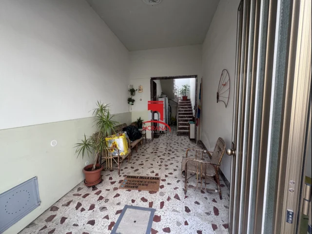Appartamenti in Vendita - Casa a solo con giardino a trapani