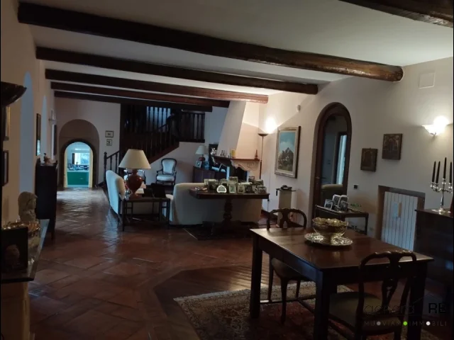 Appartamenti in Vendita - Villa panoramica