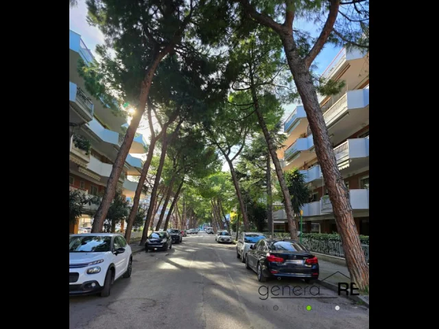 Appartamenti in Vendita - Comodo garage
