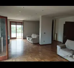 Appartamenti in Vendita - Pescara colli in villino trifamiliare duplex completamente ristrutturato
