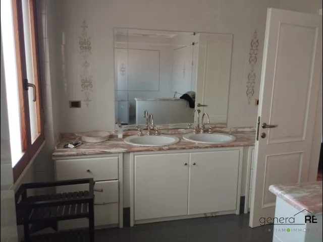 Appartamenti in Vendita - Pescara colli in villino trifamiliare duplex completamente ristrutturato