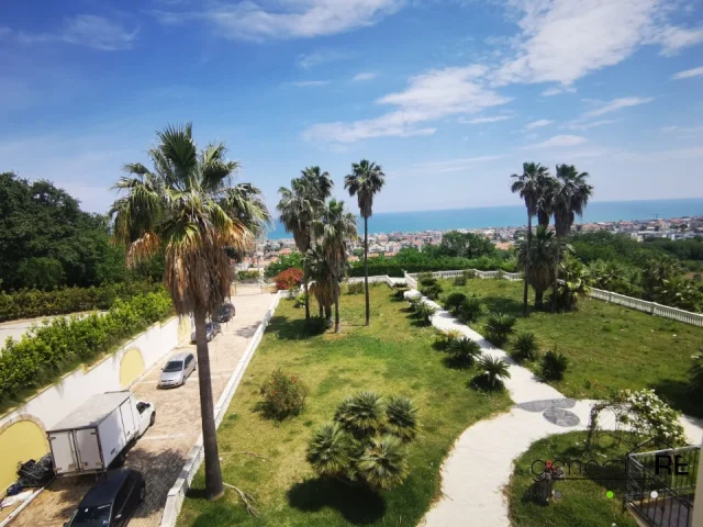 Appartamenti in Vendita - Villa