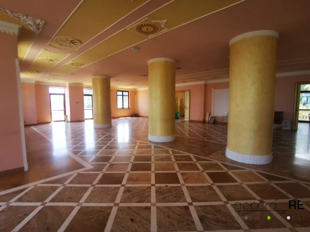 Appartamenti in Vendita - Villa