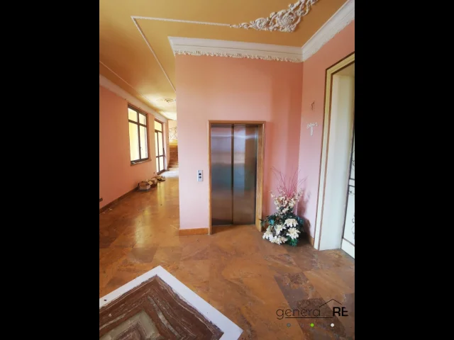 Appartamenti in Vendita - Villa