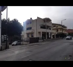 Vendesi via rigopiano posti auto coperti