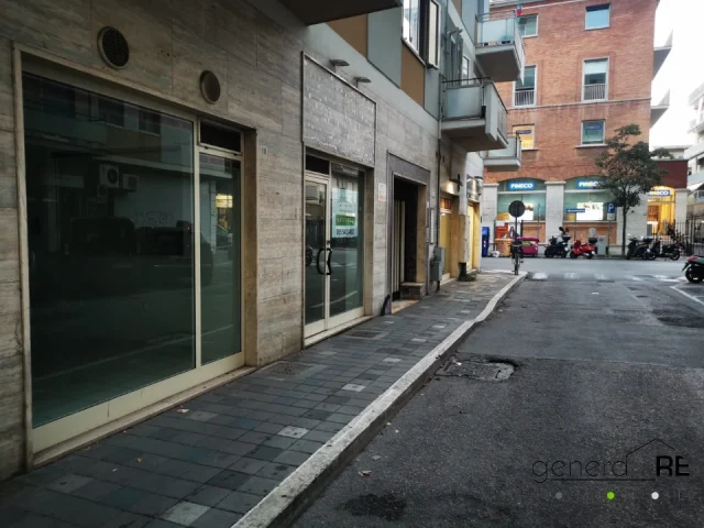 Locale commerciale