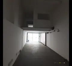 Appartamenti in Vendita - Vendesi garage corso v emanuele ii pescara