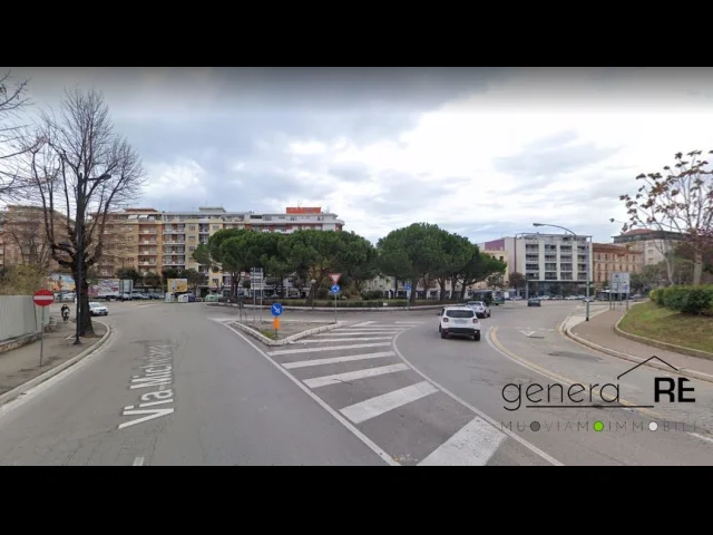 Appartamenti in Vendita - Vendesi locale commerciale corso vittorio emanuele ii