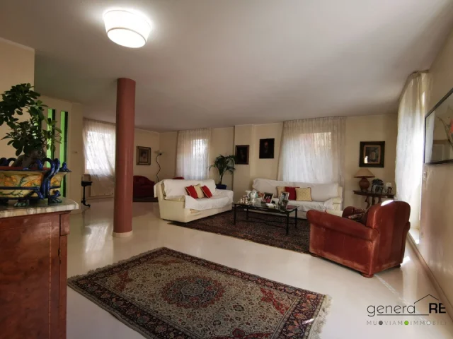 Appartamenti in Vendita - Vendesi villa unifamiliare zona viale r margherita pescara