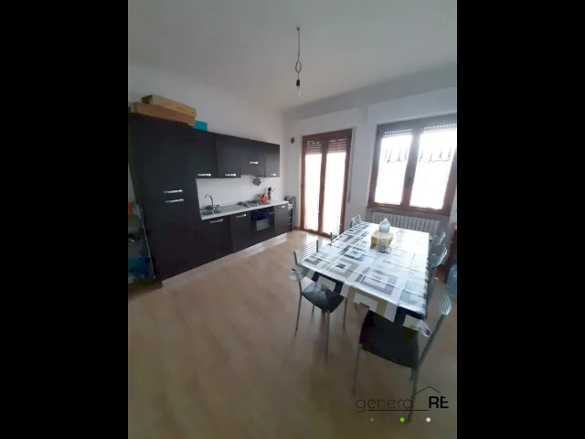 Appartamenti in Vendita - Comodo quadrilocale