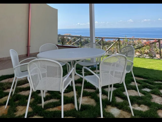 Appartamenti in Vendita - Appartamenti vista mare