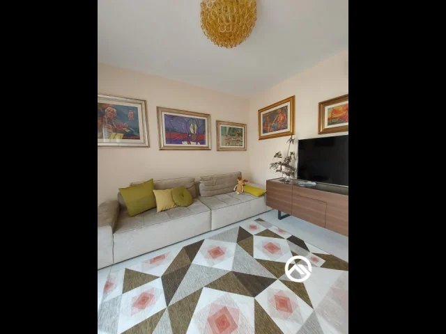 Prestigioso appartamento con terrazzo a livello