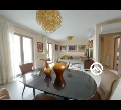 Appartamenti in Vendita - Prestigioso appartamento con terrazzo a livello