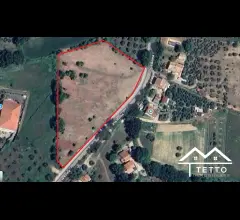 Appartamenti in Vendita - Terreno edificabile per m.q. 1900 ca. di costruzione
