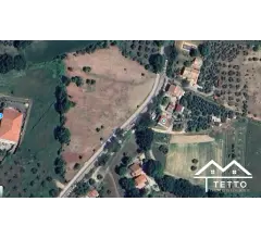 Appartamenti in Vendita - Terreno edificabile per m.q. 1900 ca. di costruzione
