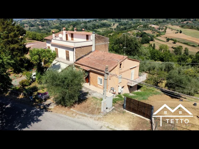Appartamenti in Vendita - Forano, semindipendente piano terra con giardino e cantina