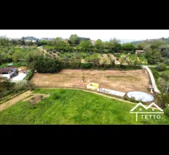 Appartamenti in Vendita - Cantalupo - terreno commerciale - artigianale in via ternana