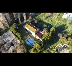 Appartamenti in Vendita - Cantalupo in sabina - casale con giardino e piscina