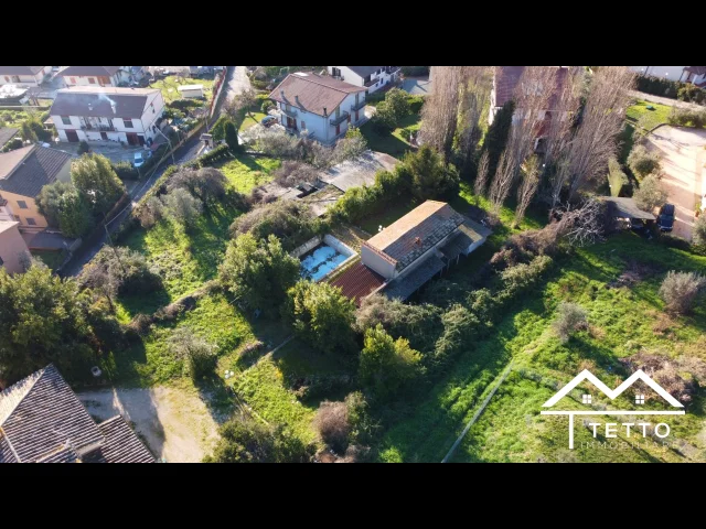 Appartamenti in Vendita - Cantalupo in sabina - casale con giardino e piscina