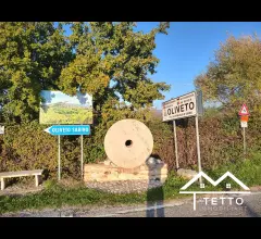 Appartamenti in Vendita - Terreno edificabile