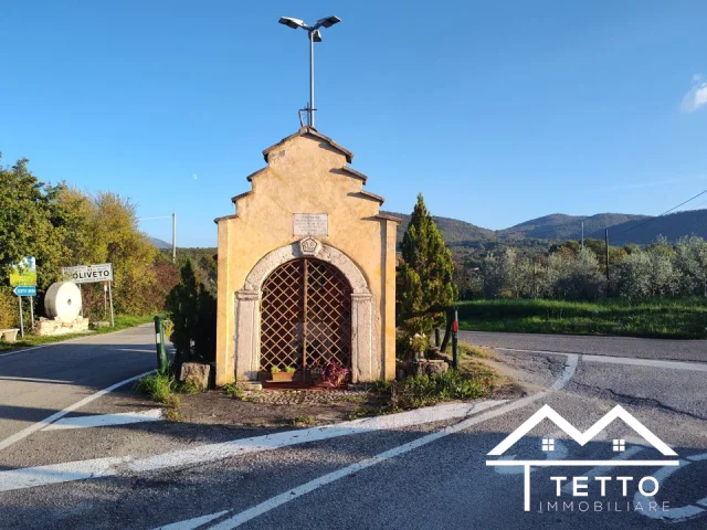 Appartamenti in Vendita - Terreno edificabile