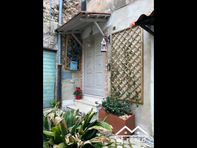 Appartamenti in Vendita - Appartamento in centro storico